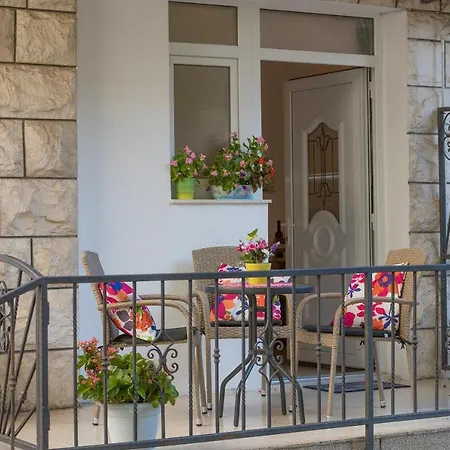 Apartments Luce Baska Voda Exterior photo