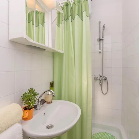 Apartments Luce Baska Voda Room photo