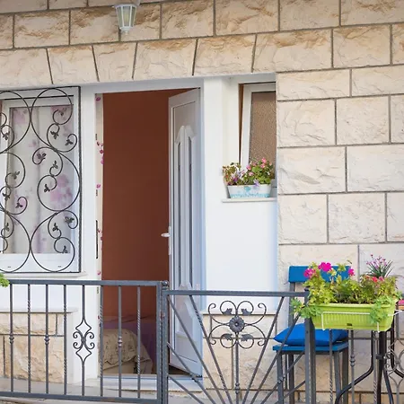 Apartments Luce Baska Voda Room photo